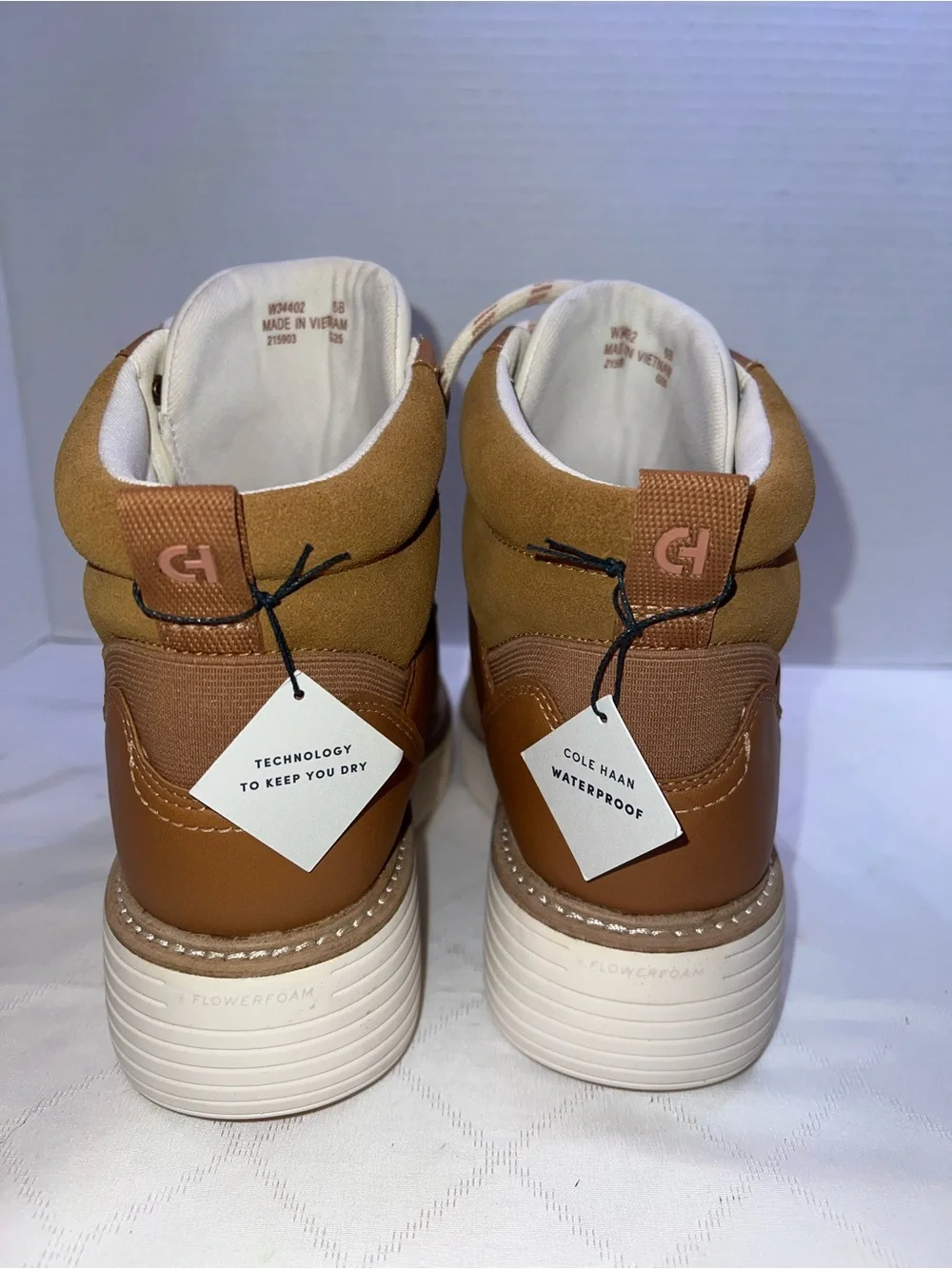 🥾🥾🥾Cole Haan Womens OG Max Platform Hiker Waterproof Boots  SZ 6B